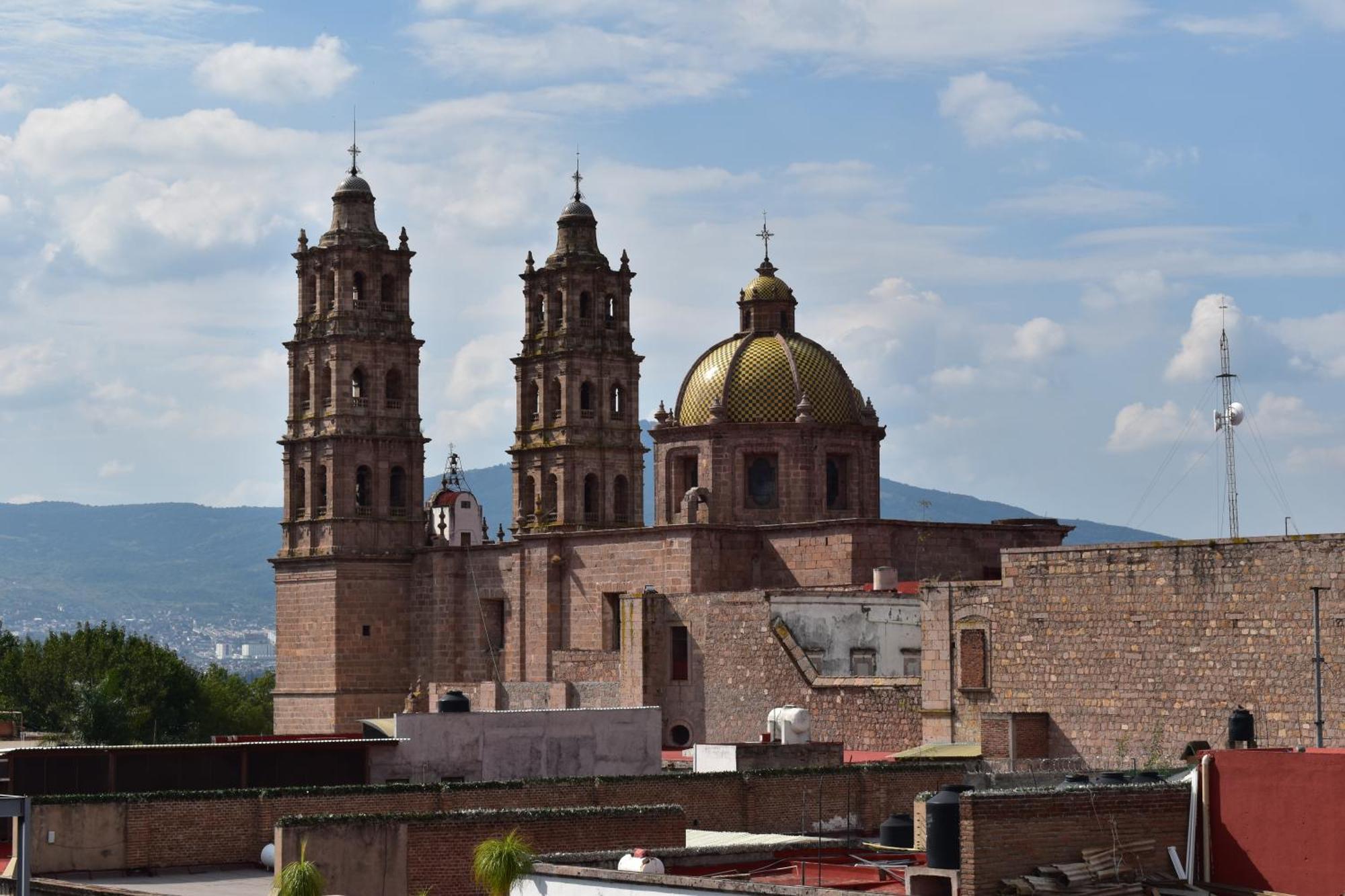 El Suburbio - Serapio Rendon Morelia Esterno foto