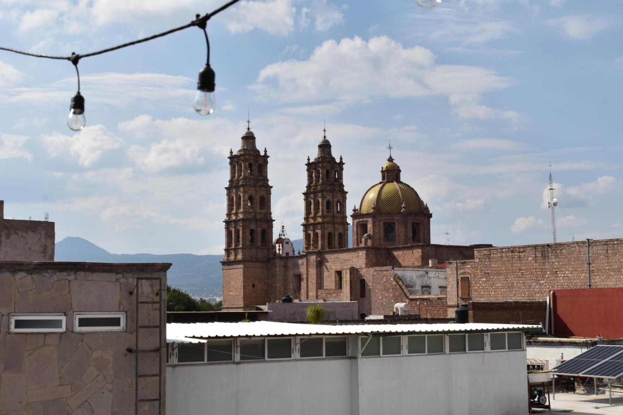 El Suburbio - Serapio Rendon Morelia Esterno foto